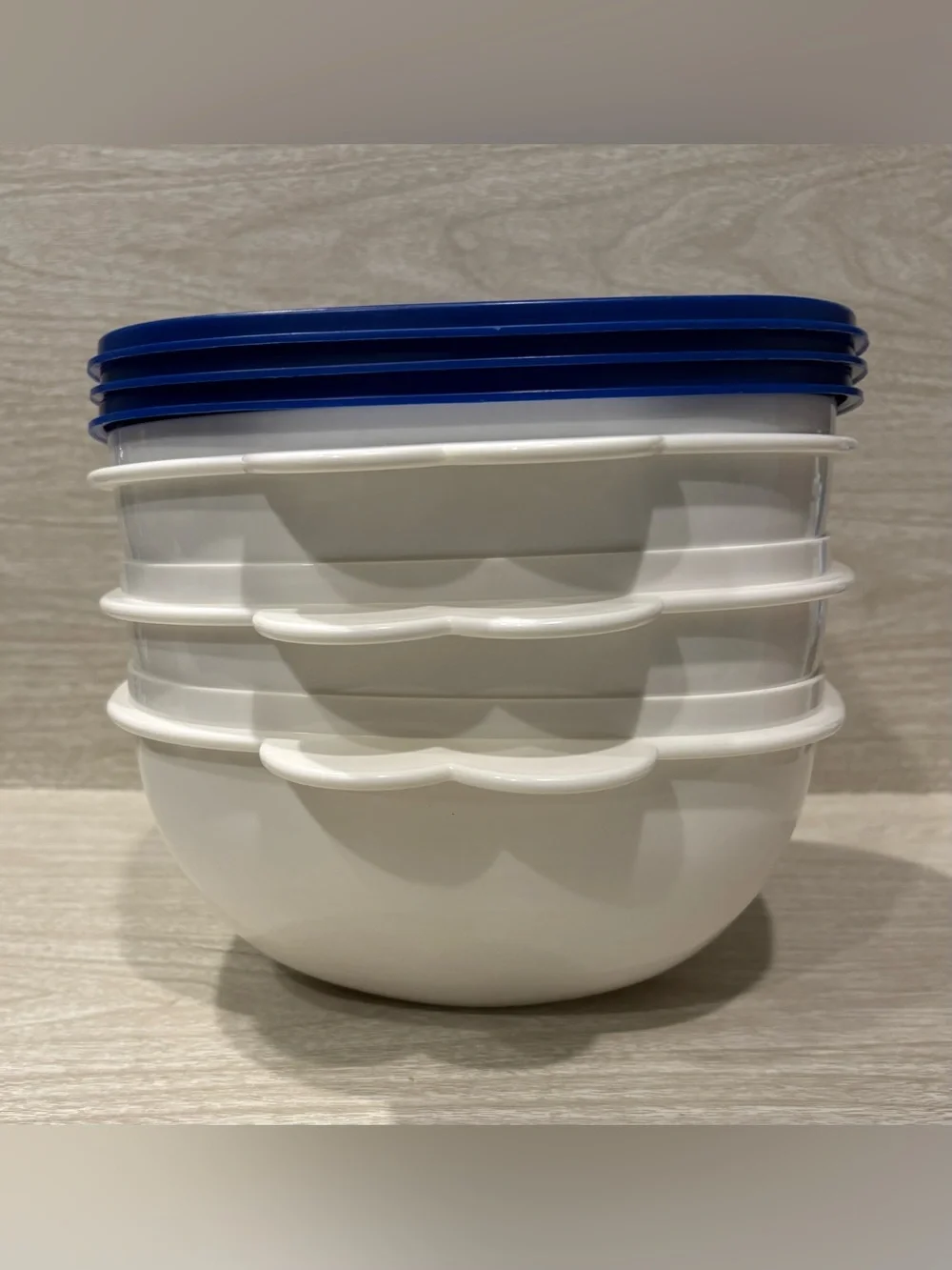 Vintage Tupperware Servalier Bowls/Lids x 3